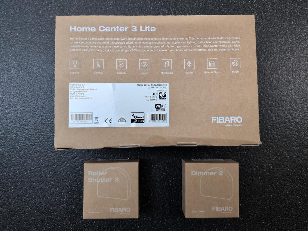 Fibaro Home Center 3 Lite met Rollershutter 3 en Dimmer 2, Huis en Inrichting, Woonaccessoires | Overige, Nieuw, Ophalen of Verzenden