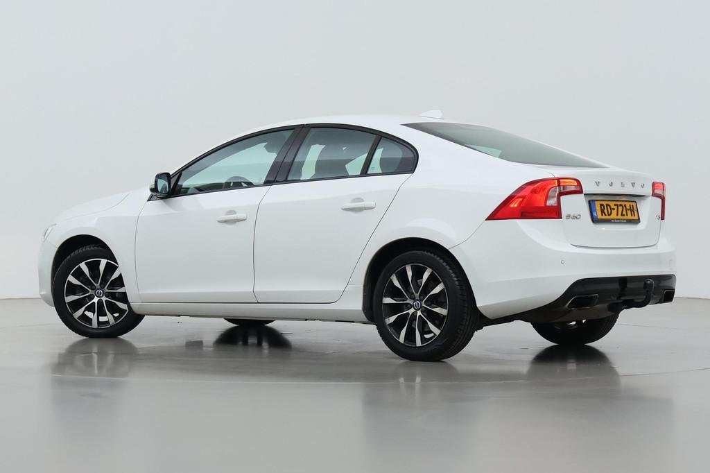 Volvo S60 2.0 T3 Polar+ Dynamic | Leder | Stoelverwarming |, Auto's, Volvo, Voorwielaandrijving, Gebruikt, 4 cilinders, 1969 cc