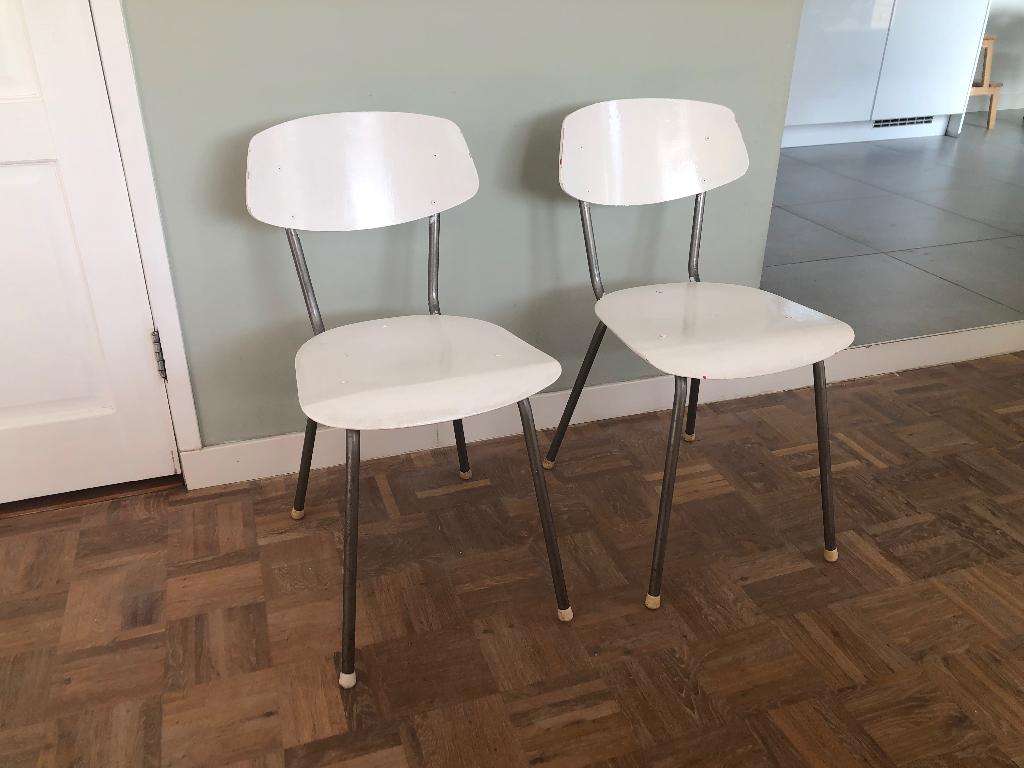 Set van twee vintage jaren 60 70 stoelen schoolstoelen, Ophalen, Gebruikt, Wit, Twee