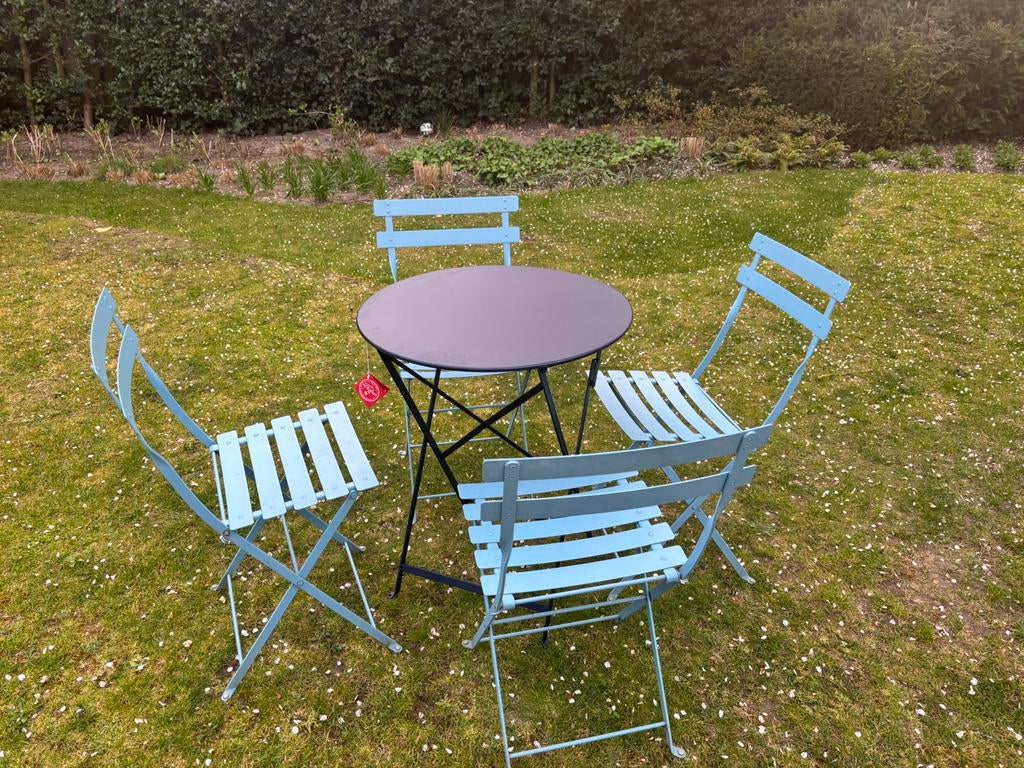 Deep Blue Fermob Bistro tafel ø66cm + 4x stoel in Maya Blue, Tuin en Terras, Overige materialen, Gebruikt, Stoel, Ophalen