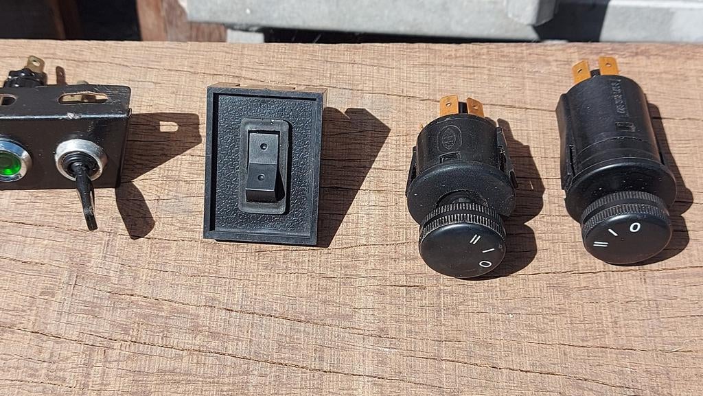 Oldtimer Opel dashboard schakelaars knoppen ruitenwisser, Auto-onderdelen, Ophalen of Verzenden, Opel