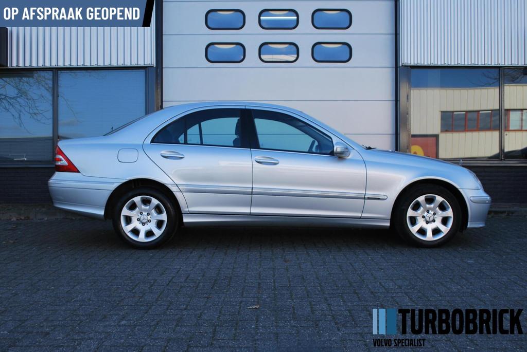 Mercedes C-klasse 180 K. Elegance |Clima|Cruise|Trekhaak|You, 1385 kg, Gebruikt, Zwart, Origineel Nederlands