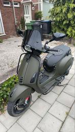 Custom Vespa Sprint 2023 - Unieke Uitvoering, Fietsen en Brommers, Ophalen, Gebruikt, Overige modellen, Maximaal 45 km/u