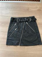 Zwart imitatie leren rokje mt S …z.g.a.n., Ophalen of Verzenden, Zo goed als nieuw, Zwart, Boven de knie