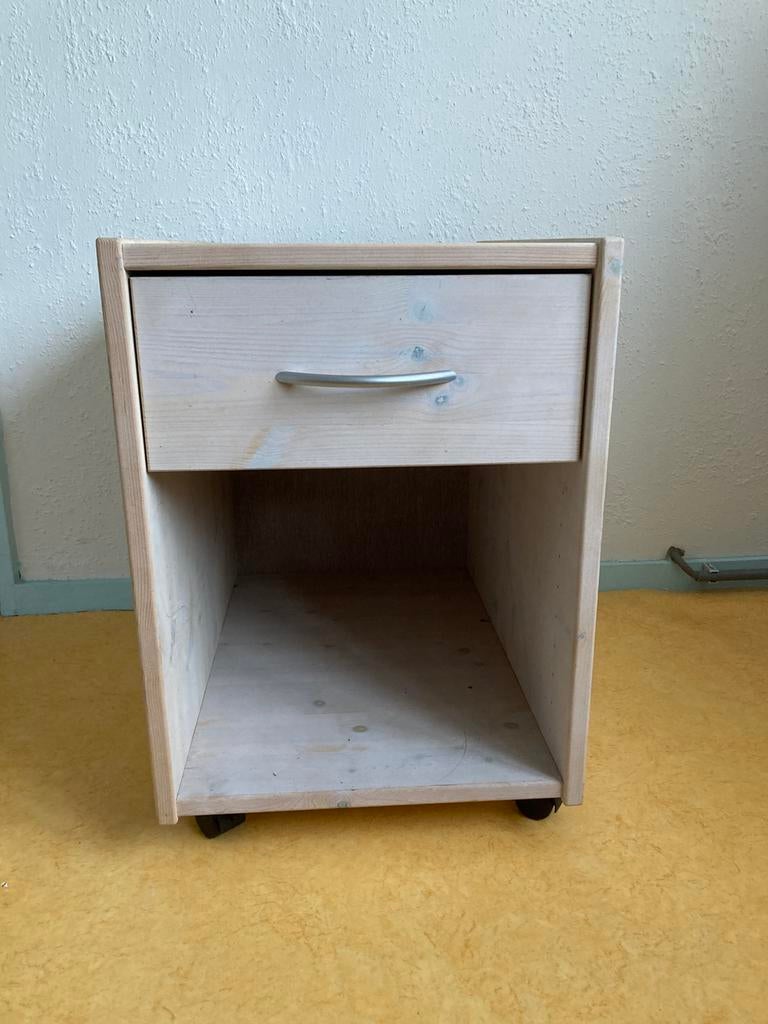 Verrijdbaar ladenblok / nachtkastje kleur: grey wash NIEUW, Ophalen, Minder dan 50 cm, 1 of 2 laden, Nieuw