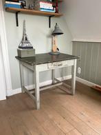 Bureau Combitex brocante grijsgroen kinderkamer, 50 tot 100 cm, Ophalen of Verzenden, Zo goed als nieuw, 25 tot 50 cm