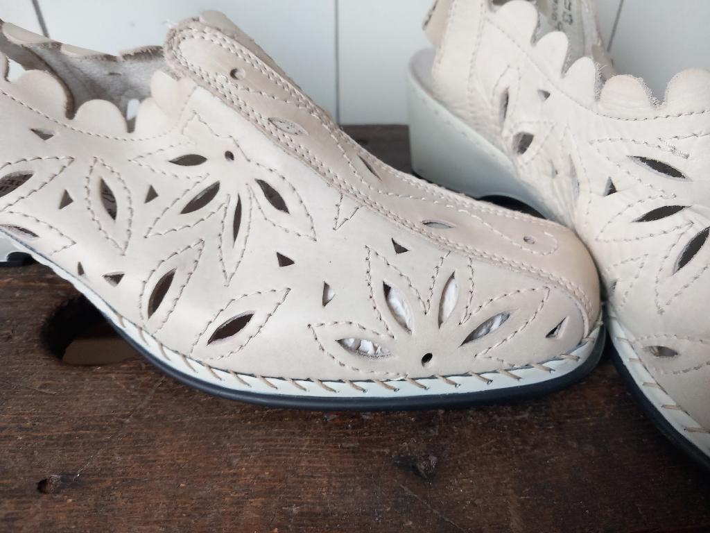 vintage zomer schoenen rieker anti stress, wit leer 40 NIEUW, Ophalen of Verzenden, Nieuw, Wit, Overige typen