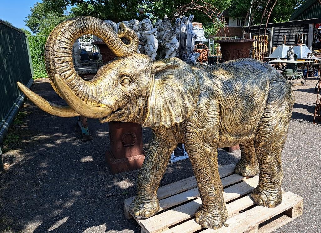 Mooie grote brons gekleurde olifant 190 cm lang 135 cm hoog, Antiek en Kunst, Ophalen