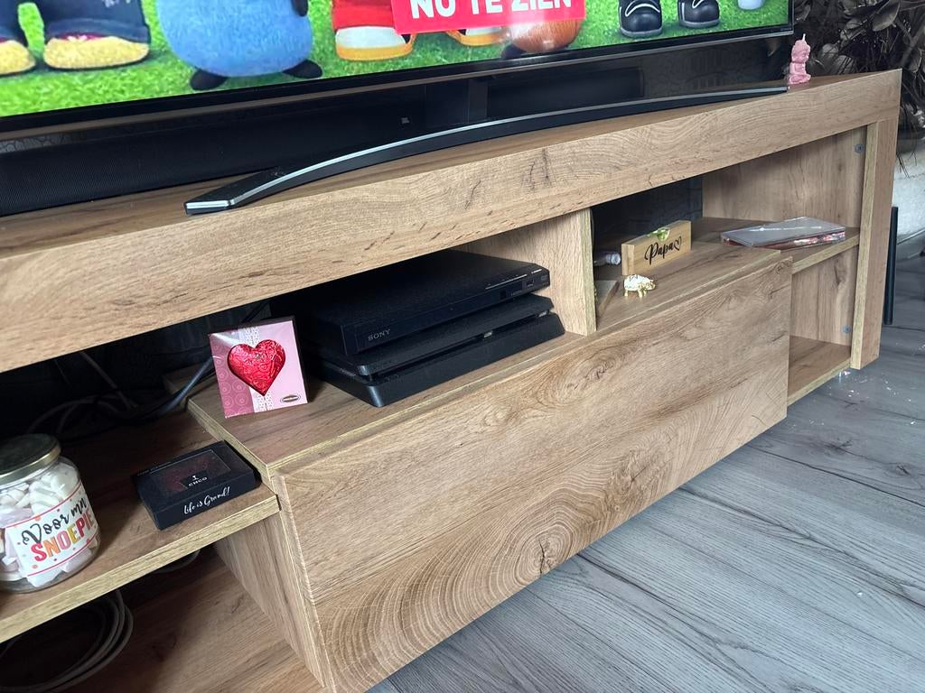 Televisiemeubel 140cm, Ophalen, 100 tot 150 cm, Zo goed als nieuw, Minder dan 100 cm