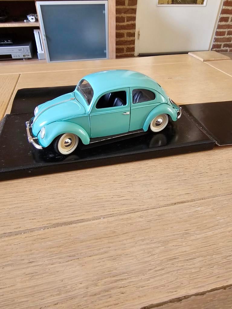 TE KOOP MOOIE SOLIDO VOLKSWAGEN KAFER SCHAAL1:17, Hobby en Vrije tijd, Modelauto's | 1:18, Ophalen of Verzenden, Zo goed als nieuw