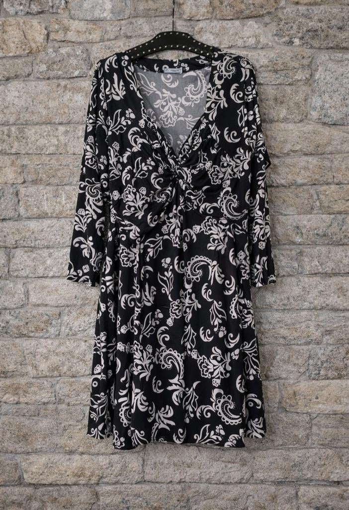 Magna  jurk 56-58, Kleding | Dames, Grote Maten, Ophalen of Verzenden, Jurk, Zwart, Magna