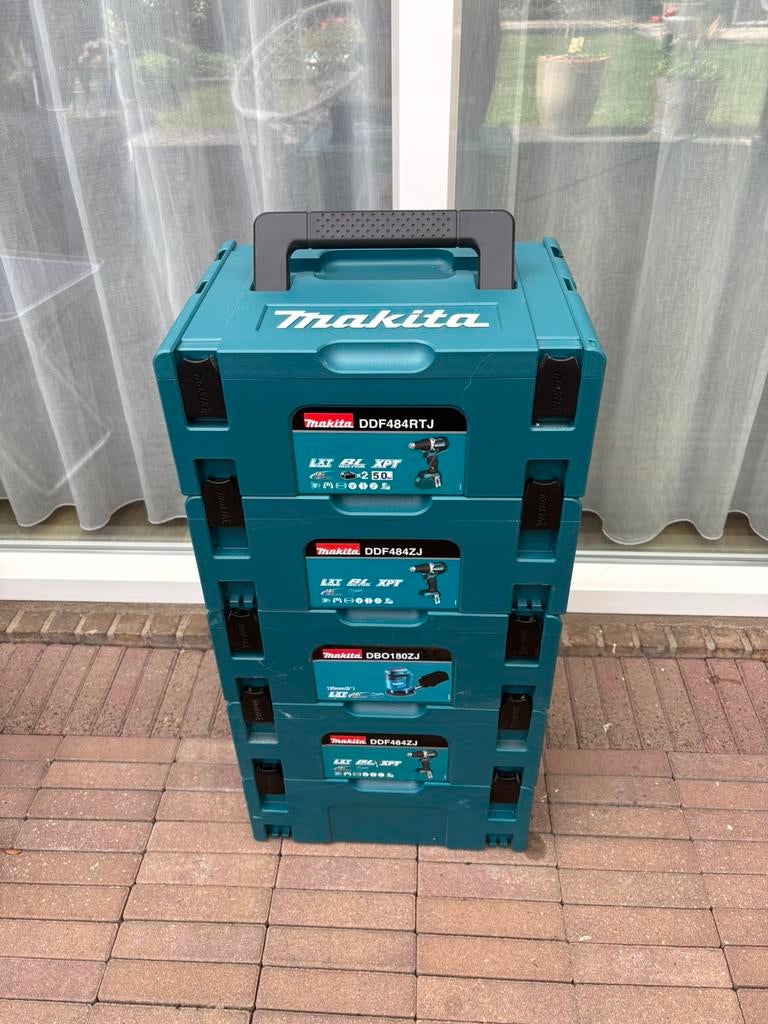 Makita M-Boxen, Ophalen, Zo goed als nieuw