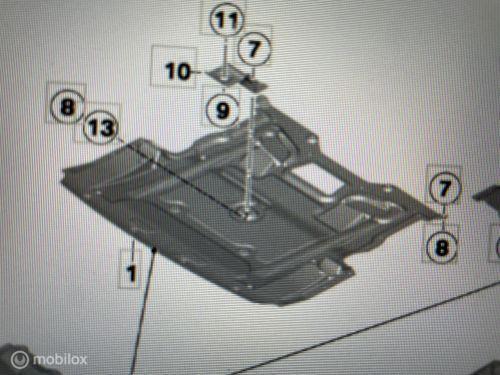 Bodemplaat BMW 5-serie F10  51758035971 / 51757209540, Auto-onderdelen, Carrosserie en Plaatwerk, BMW, Gebruikt, Ophalen