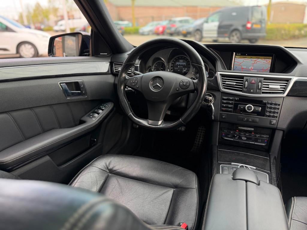 Mercedes-Benz E-klasse 350 CDI Avantgarde Pano Automaat 231P, Auto's, Automaat, Euro 5, Achterwielaandrijving, Gebruikt