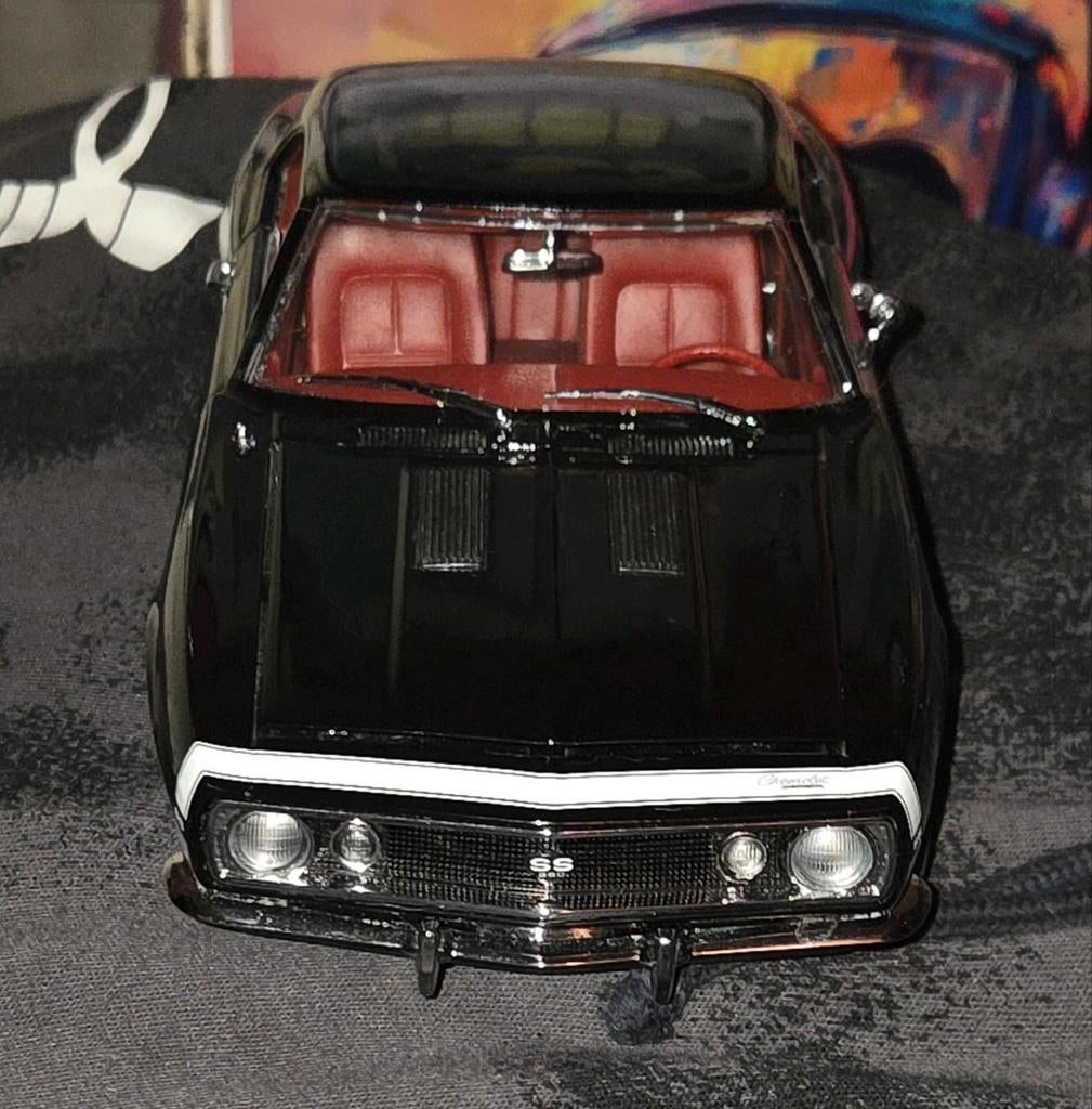 Chevrolet Camaro Yenko SS 427 Autoworld Zeldzaam, Hobby en Vrije tijd, Modelauto's | 1:18, Ophalen of Verzenden, Zo goed als nieuw