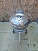 Weber BBQ met hoes, Ophalen
