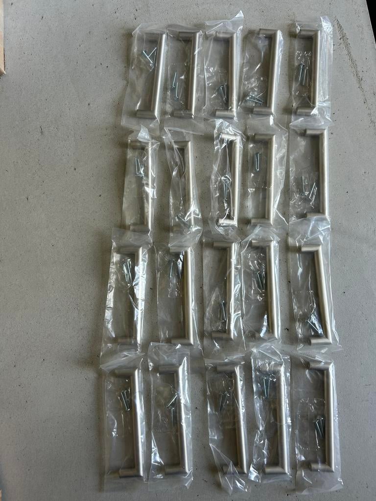 Te koop 20x greep massief RVS boormaat 128mm, Ophalen of Verzenden, Nieuw, 100 tot 250 mm, Rvs