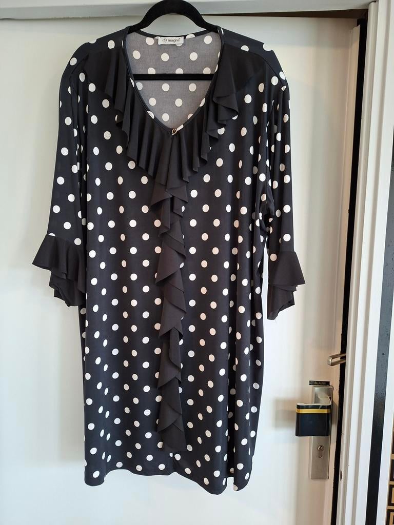 MAGNA TUNIEK MAAT 56 58, Ophalen of Verzenden, Zo goed als nieuw, Zwart, Blouse of Tuniek