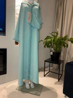 Lichtblauwe jellaba met zwaq m3alem en kanten onderjurk, Blauw, Maat 42/44 (L), Nieuw, Ophalen of Verzenden