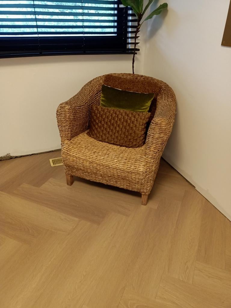 Stoel van bananenblad, Huis en Inrichting, Fauteuils, Ophalen, Zo goed als nieuw, 75 tot 100 cm, 75 tot 100 cm