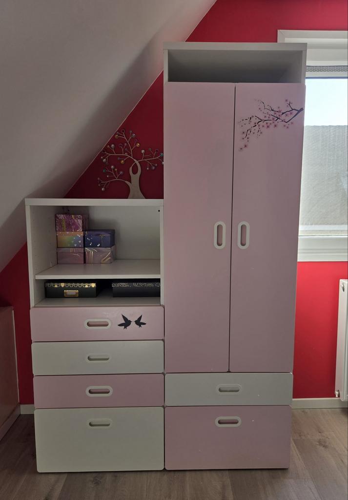 Mooie kinderkledingkast IKEA - Roze/Wit met lades, Kinderen en Baby's, Kinderkamer | Commodes en Kasten, Ophalen, Gebruikt, Kast