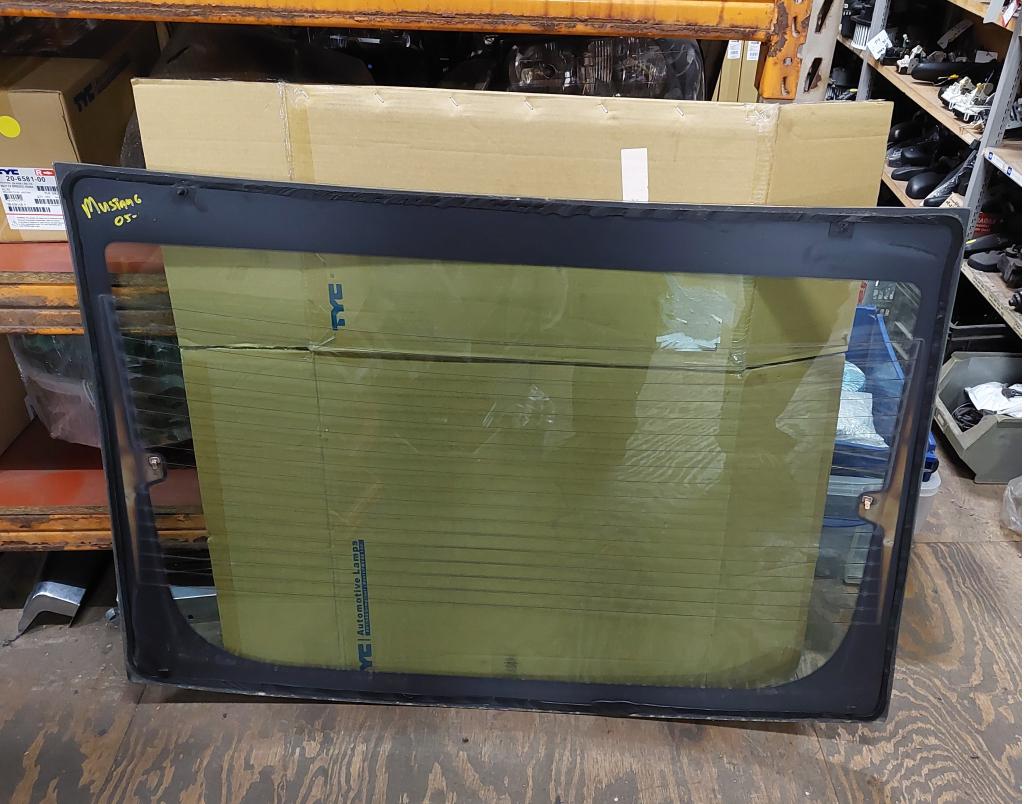 Ford Mustang Coupe achterruit 2005-2014, Gebruikt, Ford motor company, Ford USA, P.O. Box 6248, Dearborn, MI 48126