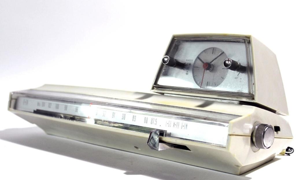 Philips Space Age Radiowekker (22 RS 274), Ophalen of Verzenden