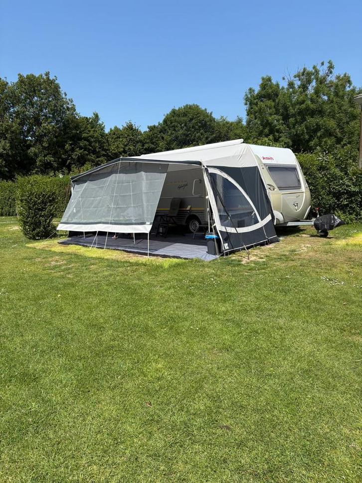 Dethleffs Lifestyle 450, Mover/Voortent/Luifel/Inventaris, Caravans en Kamperen, Caravans, Particulier, tot en met 4, Rondzit