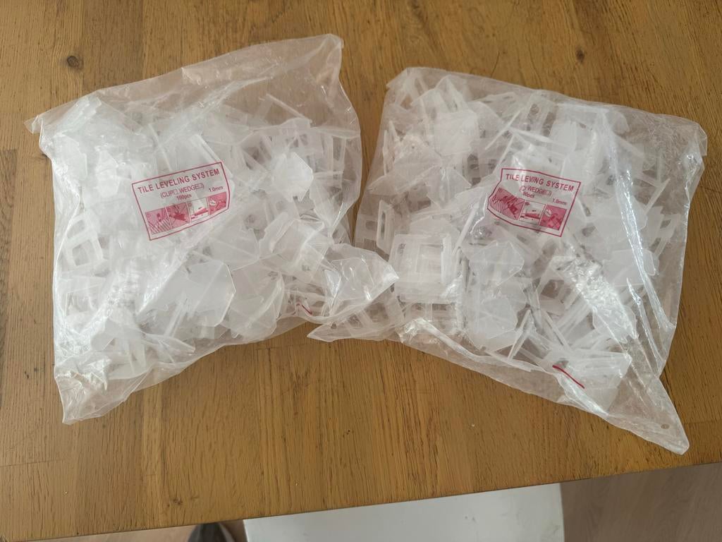 Tegel Nivelleersysteem Clips 1.0mm - 200 stuks, Doe-het-zelf en Verbouw, Tegels, Ophalen of Verzenden, Nieuw, Overige materialen