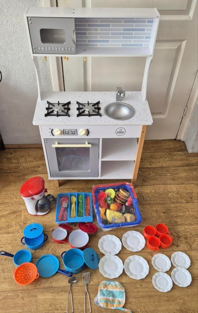 Leuke houten speelkeuken van Kidkraft met accessoires, Kinderen en Baby's, Speelgoed | Speelkeukens, Gebruikt, Speelkeuken, Hout