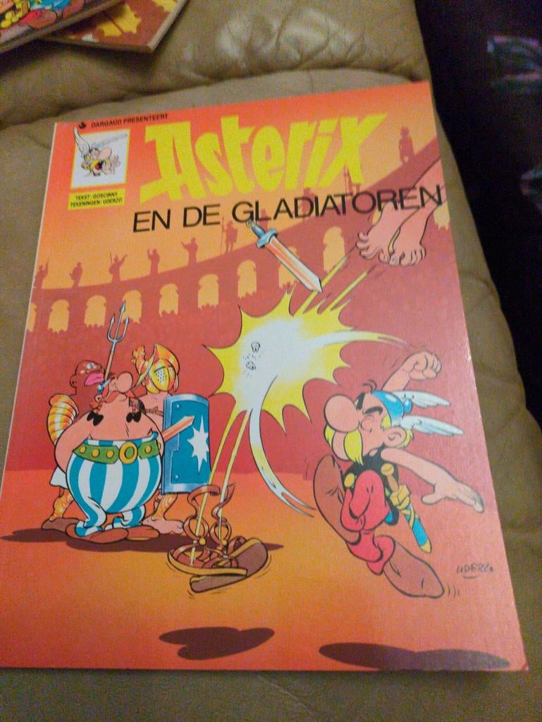 Asterix en de Gladiatoren - Stripboek, Boeken, Eén stripboek, Ophalen of Verzenden, Gelezen, René Goscinny, Albert Uderzo