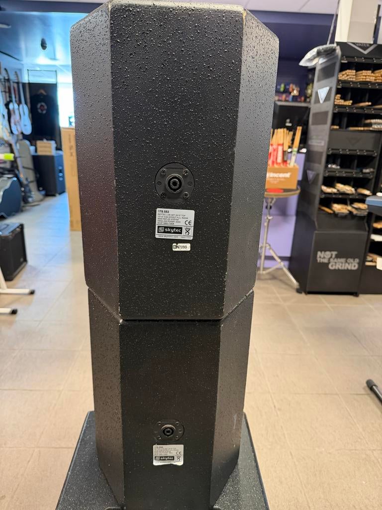 Skytec PA Set - Live Set 12"+Sub met Mixer, Ophalen of Verzenden, Gebruikt