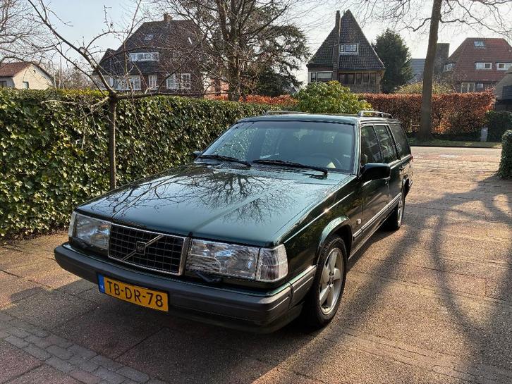 Volvo 940 2.3 IC Polar AUT 1998 Groen, Auto's, Volvo, Particulier, Centrale vergrendeling, Dakrails, Metallic lak, Radio, Benzine