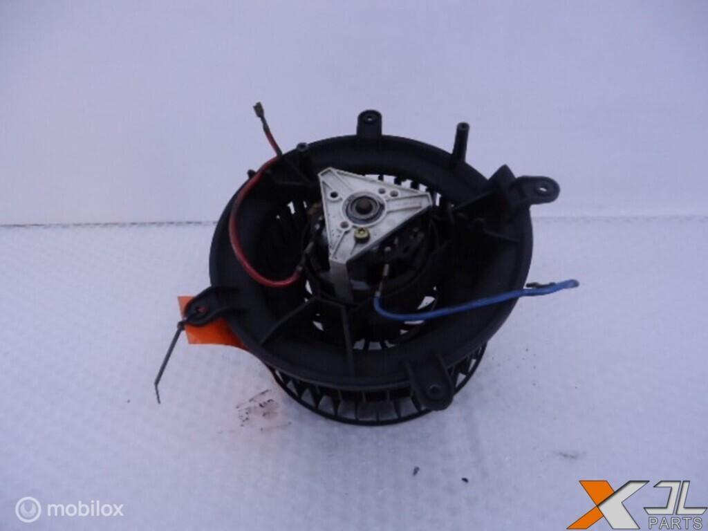 E-KLASSE W210 KACHELMOTOR A2108202442, Gebruikt, Mercedes-Benz, Ophalen of Verzenden, Mercedes-Benz