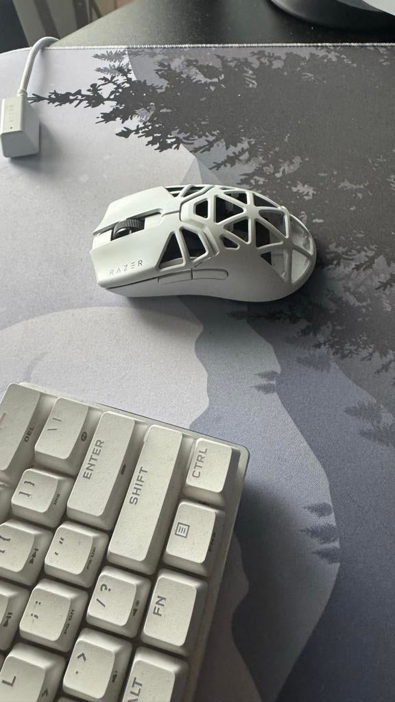 Razer Viper Mini Signature Edition, Computers en Software, Muizen, Ophalen, Rechtshandig, Muis, Gaming muis