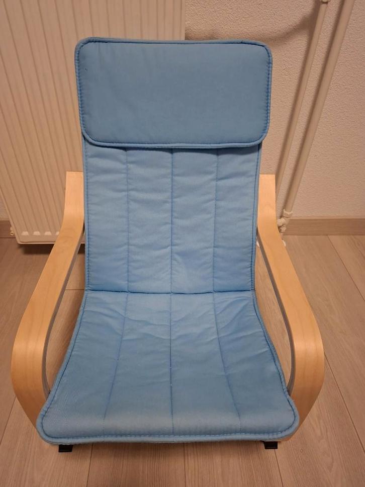 IKEA POÄNG kinderfauteuil – lichtblauw – zo goed als nieuw, Kinderen en Baby's, Kinderstoelen, Zo goed als nieuw, Overige typen