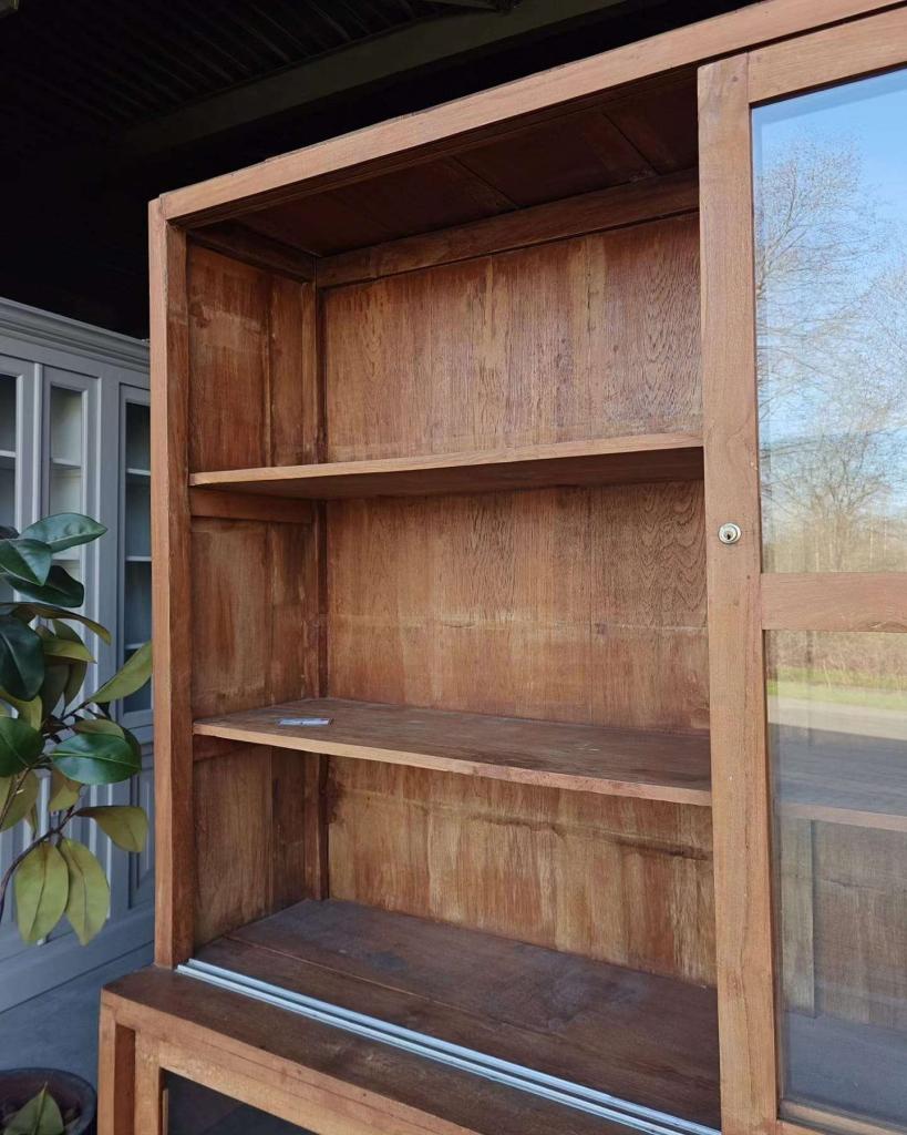 Strakke Vitrinekast | Teak Servieskast | Winkelkast #7663, Huis en Inrichting, Kasten | Vitrinekasten, Niet ingevuld, 200 cm of meer