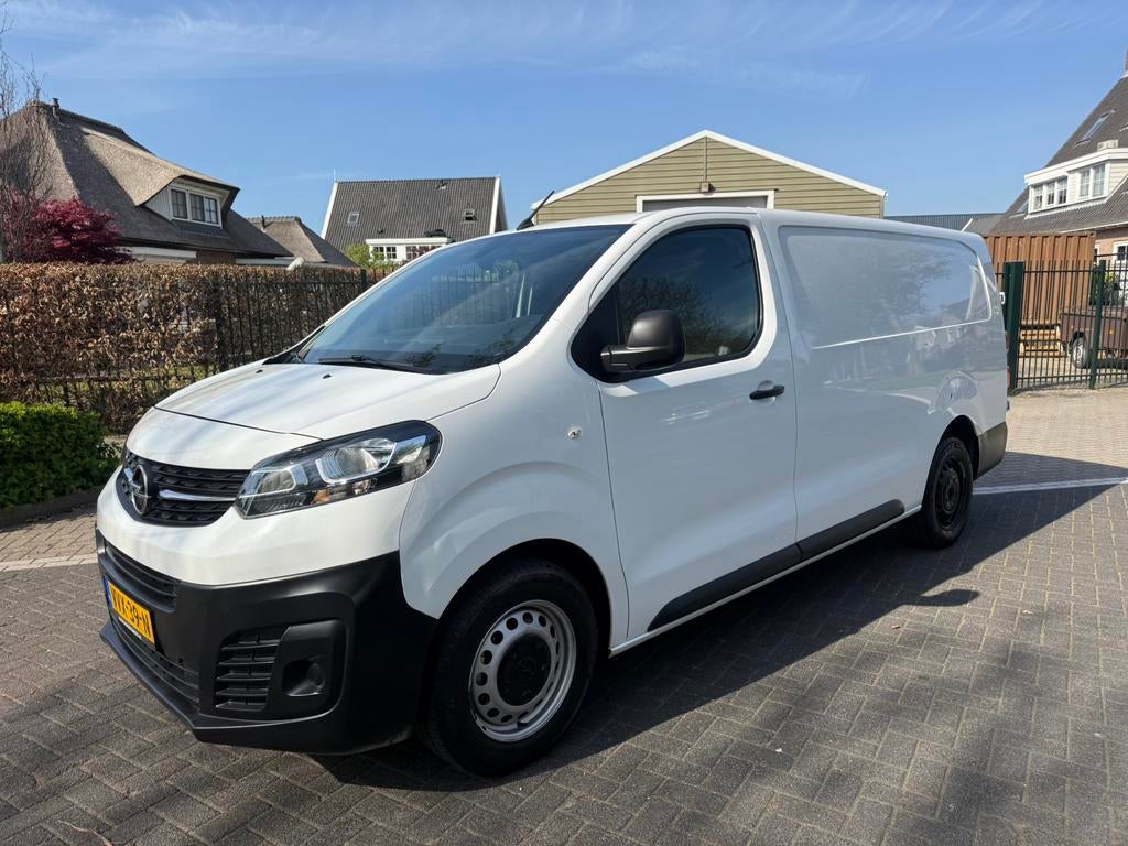 Opel Vivaro GB  120pk L3h1  2019 lease 275 pmnd euro 6, Auto's, Bestelauto's, Stof, USB, 4 cilinders, 2500 kg