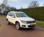 Volkswagen Tiguan 1.4 TSI 118KW BMT 2012 Wit, Auto's, Voorwielaandrijving, Lichtsensor, 15 km/l, 1800 kg