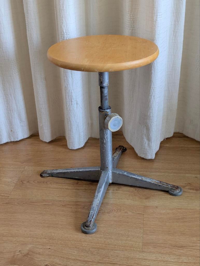 Industriele kruk / tafel, Huis en Inrichting, Ophalen, In hoogte verstelbaar, Gebruikt, Staal