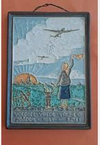 Cloisonne tegel 1945 Voedsel Vrede Vrijheid  Porceleyne Fles, Antiek en Kunst, Ophalen of Verzenden