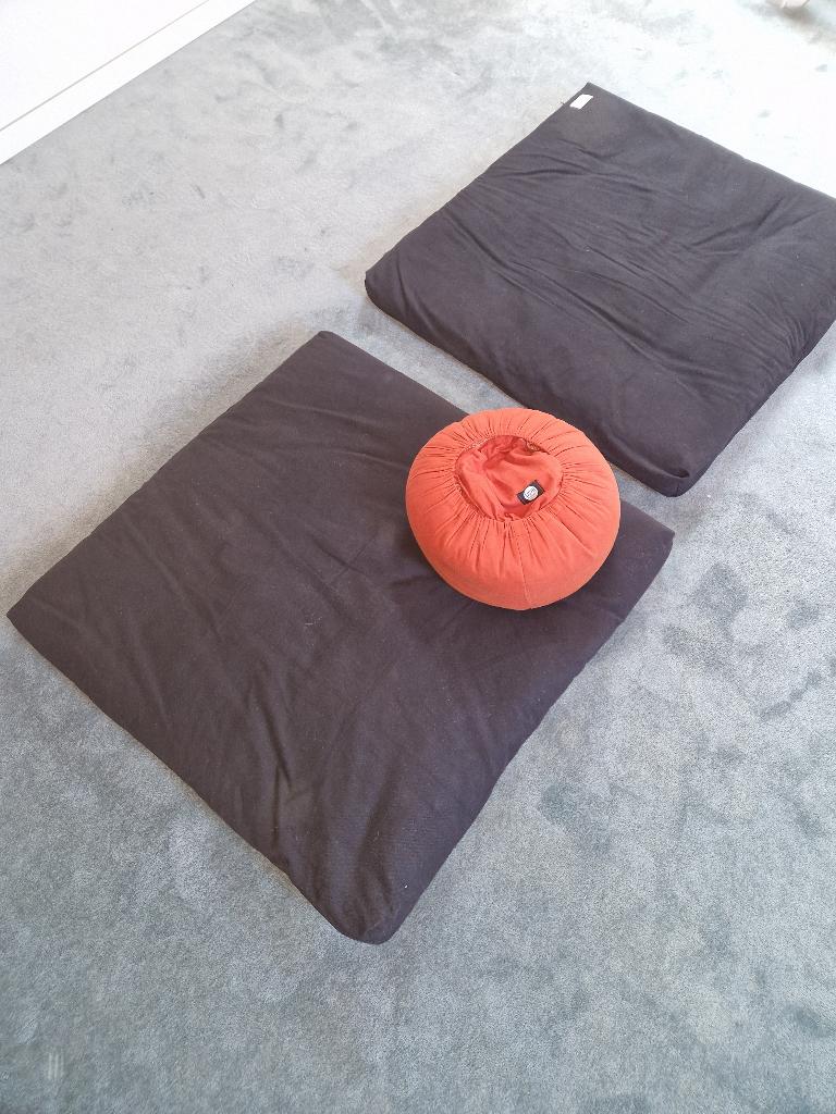 meditatiekussens, Sport en Fitness, Yoga en Pilates, Ophalen, Zo goed als nieuw, Overig