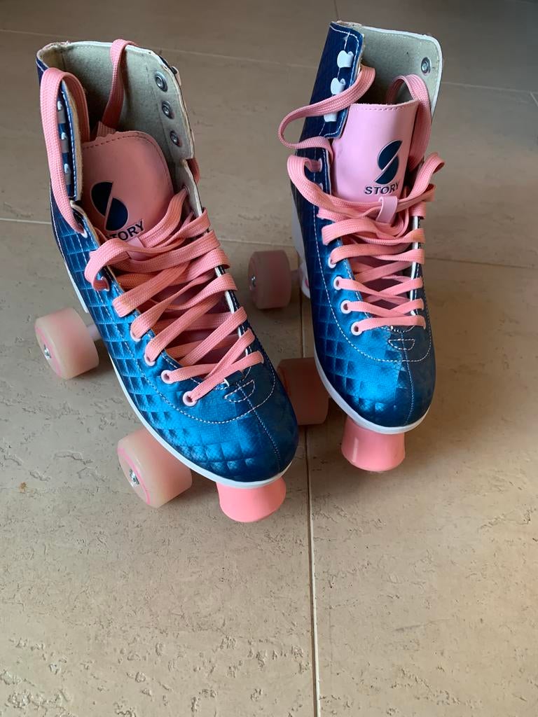 Prachtige rollerskates, rolschaatsen, mt 37, STORY, Ophalen of Verzenden, Zo goed als nieuw