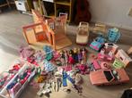 Vintage poppenhuis, poppen en accessoires (Mattel), Ophalen, Gebruikt, Barbie