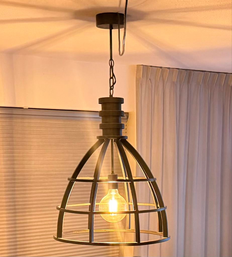 Industriële hanglamp voor boven de eettafel, Ophalen of Verzenden, Zo goed als nieuw, Metaal, 50 tot 75 cm