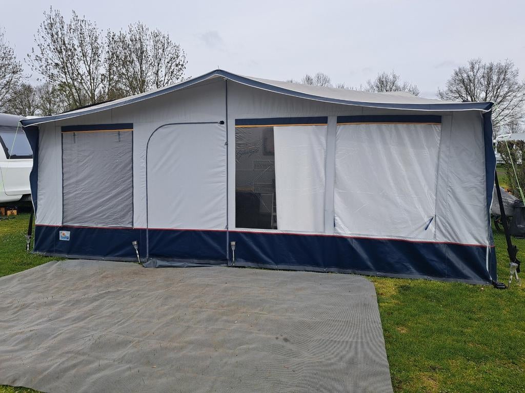 Brand voortent maat 31 (omloop 976-1000), Ophalen