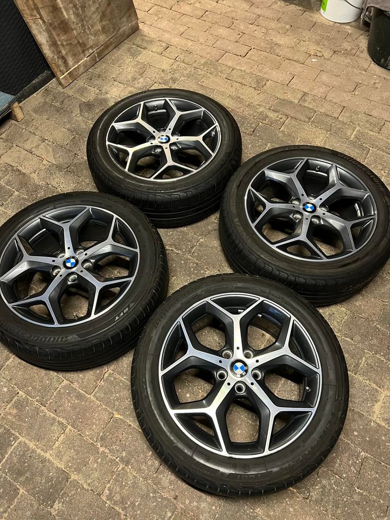 Originele 18inch BMW velgen met banden/sensoren voor X1 / X2, Auto-onderdelen, Banden en Velgen, Ophalen, 18 inch, Gebruikt, Banden en Velgen