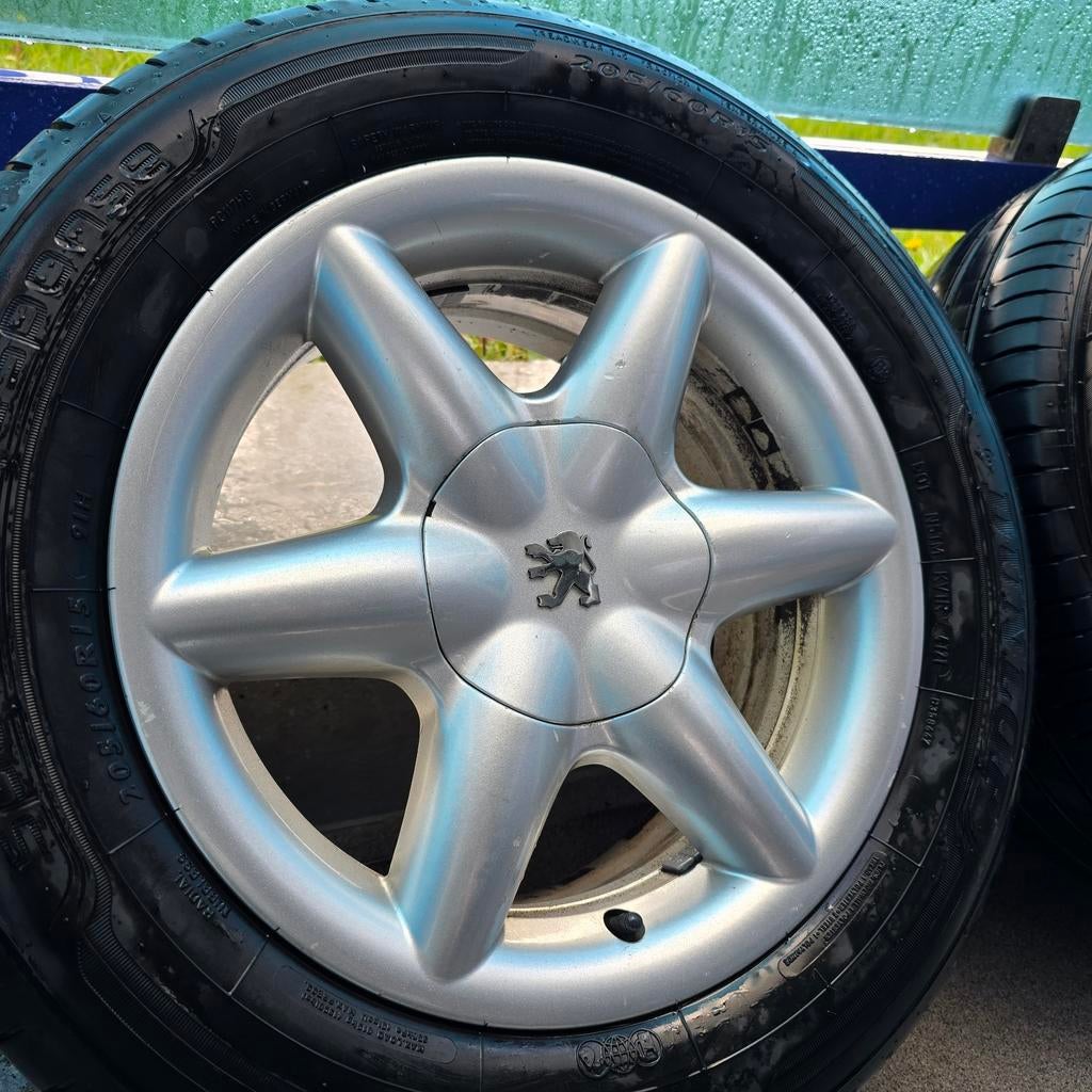 Peugeot Starfish zomerset 205-60-15, Auto-onderdelen, Banden en Velgen, Ophalen, 15 inch, Dewielbasis@outlook.com, 205 mm