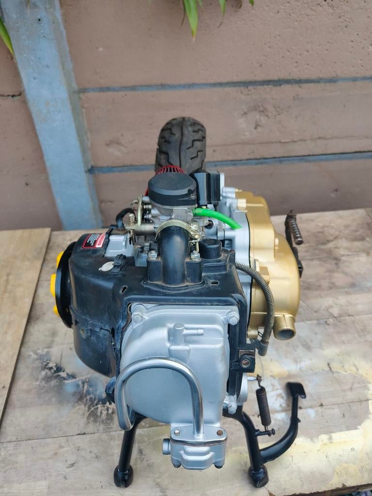 Sportieve QMB139 50CC GY6 Motorblok - Klaar voor installatie, Ophalen of Verzenden, Gebruikt, Blok, Overige merken