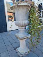 Pot op sokkel, Tuin en Terras, Tuinvazen, Ophalen